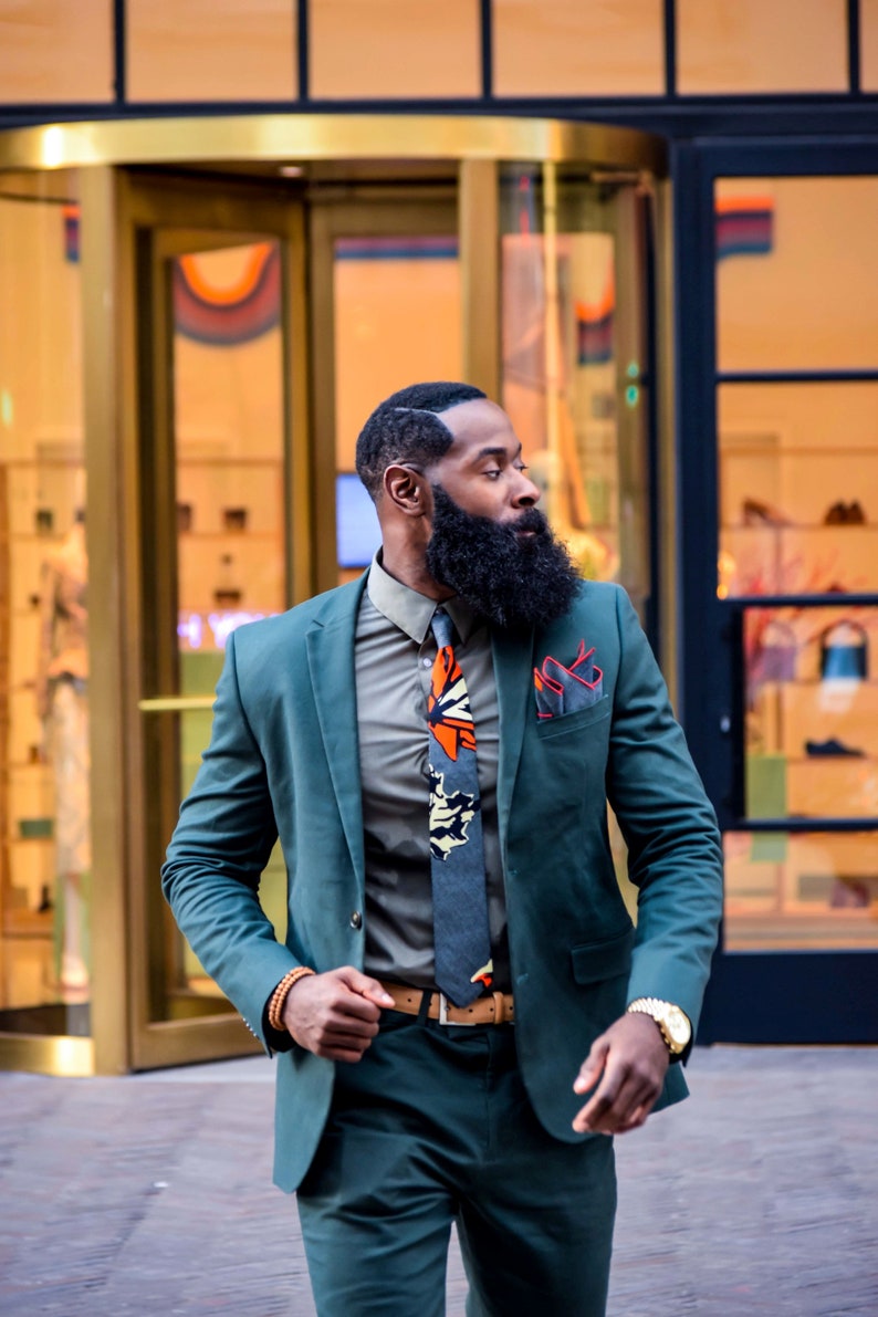 necktie orange