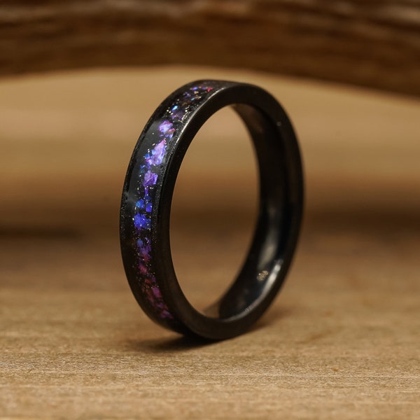 The Catahoula | Women's 4mm Titanium Sandstone Wedding Ring