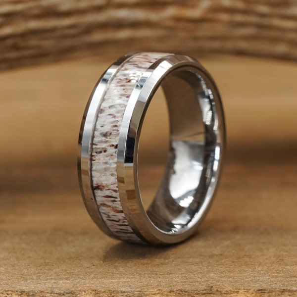 The Rio Grande | 8mm Tungsten, Beveled Edge Antler Ring