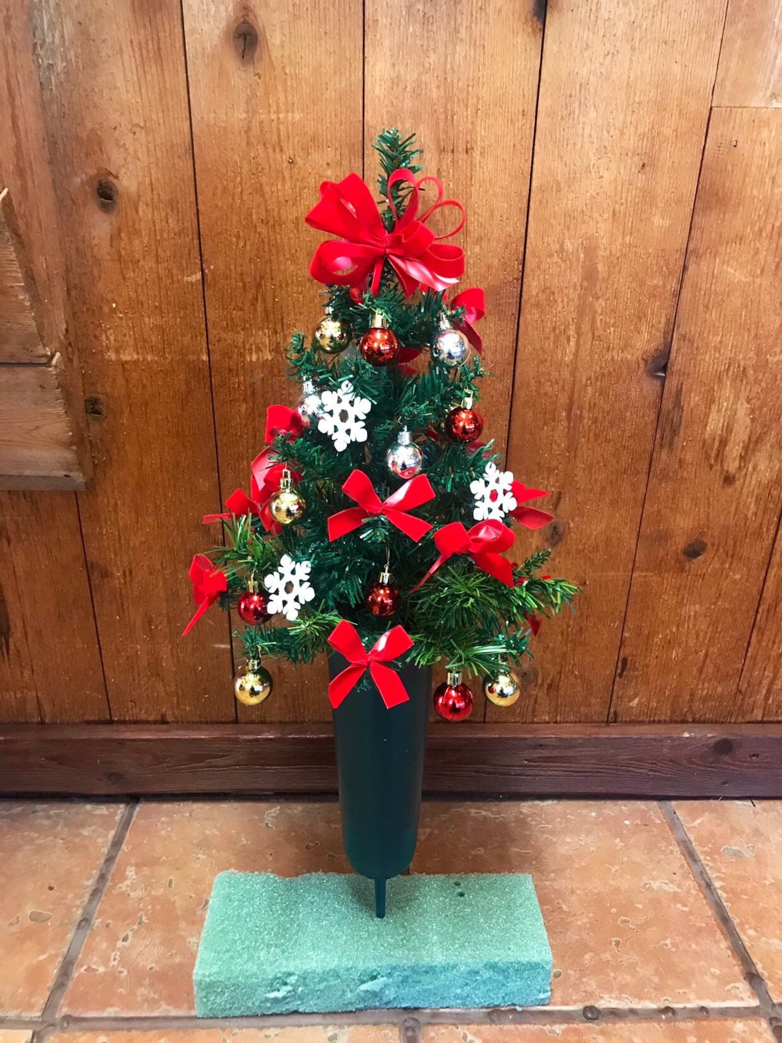 Cemetery Christmas Flowers Cemetery Christmas Tree Etsy