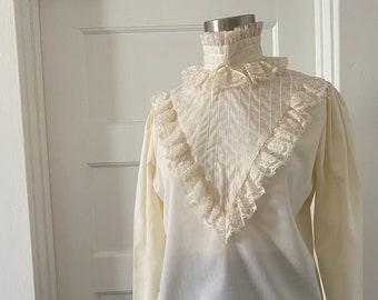 Vintage 70s Long Sleeve Cream Victorian Blouse with Jabot and Ruffled Collar, 70s Cream Lace Victorian Blouse with Funnel Collar Bow Detail