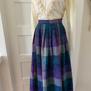 Vintage 80s Tartan/Buffalo Check Plaid Midi Skirt; Wool Colorblocked Winter Fit and Flare Skirt in Purple, Green, Navy, and White XS