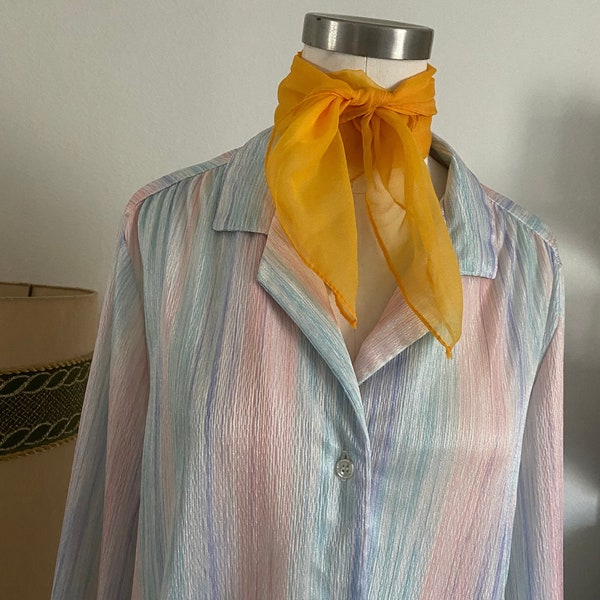 Vintage 80s Pastel Ombre Print Long Sleeve Blouse with Wingtip Collar; 80s Geometric Striped Button Down Top with Wingtip Collar L