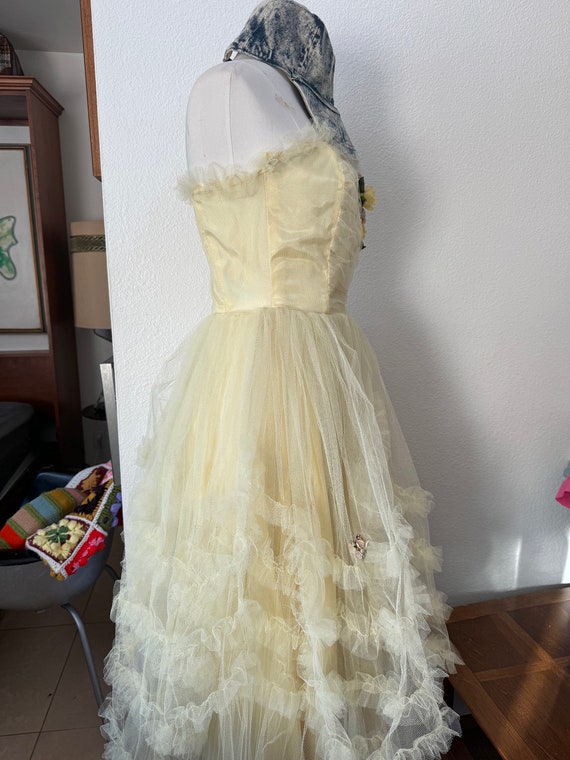 Vintage 50s Tulle Cupcake Butter Yellow Floral De… - image 6