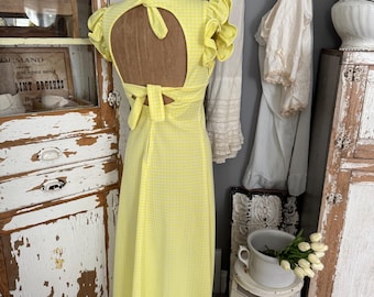 Vintage 60s Abstract Patchwork Gingham Maxi Dress Sweetheart Neckline; 60s Spring Feminine Butter Yellow White Plaid Maxi Dress Open Back M