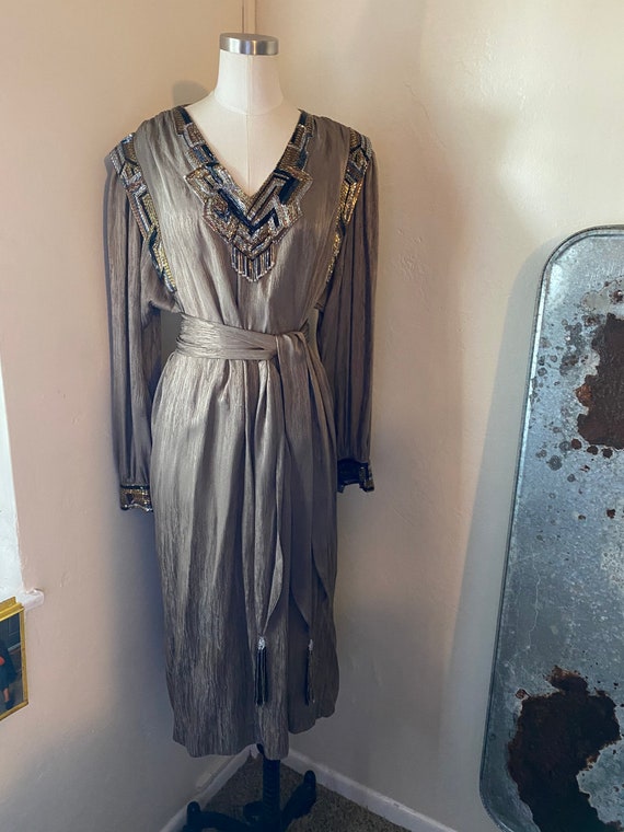 Vintage 60s Mod Belted Midi Dress with Wood Grain… - image 9