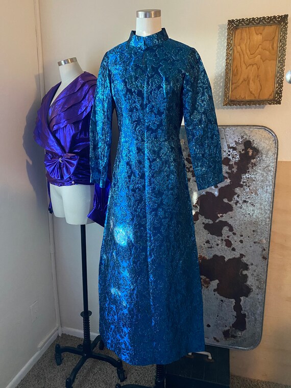 Vintage 60s Brocade Cheongsam Bright Blue Tinsel … - image 3