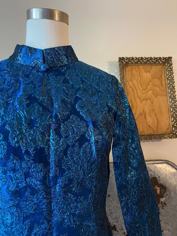 Vintage 60s Brocade Cheongsam Bright Blue Tinsel … - image 8