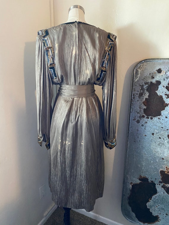 Vintage 60s Mod Belted Midi Dress with Wood Grain… - image 10