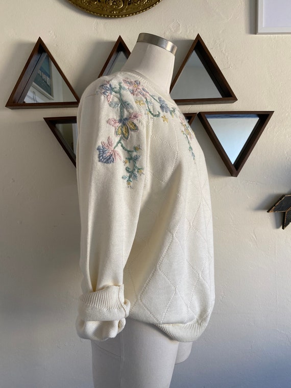 Retro 80s Embroidered Floral Pastel Spring Sweater