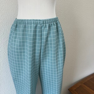 Vintage 70s High Waisted Polyester Plaid Trousers; Wide Leg Polyester Pants; Vintage 70s Teal and White Kick Flair Pants with Grid Print L