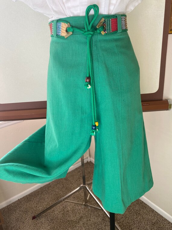 Vintage 70s Culottes with Patchwork Blue Bird Tas… - image 5