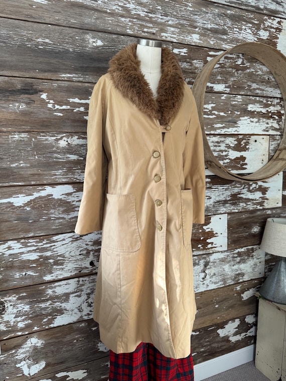 Vintage 70s Khaki Longline Trench Coat/jacket Wide Faux Fur Collar