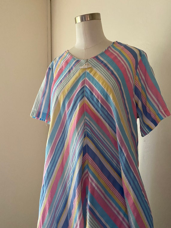 Vintage 70s Chevron Pastel Rainbow Striped Dress;… - image 9