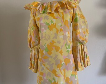 Vintage 60s Mod Daisy Baby Doll Psychadelic Mini Dress with Bubble Sleeves;  60s Pastel Neon Floral Mini Shift Dress with Ruffled Collar M L