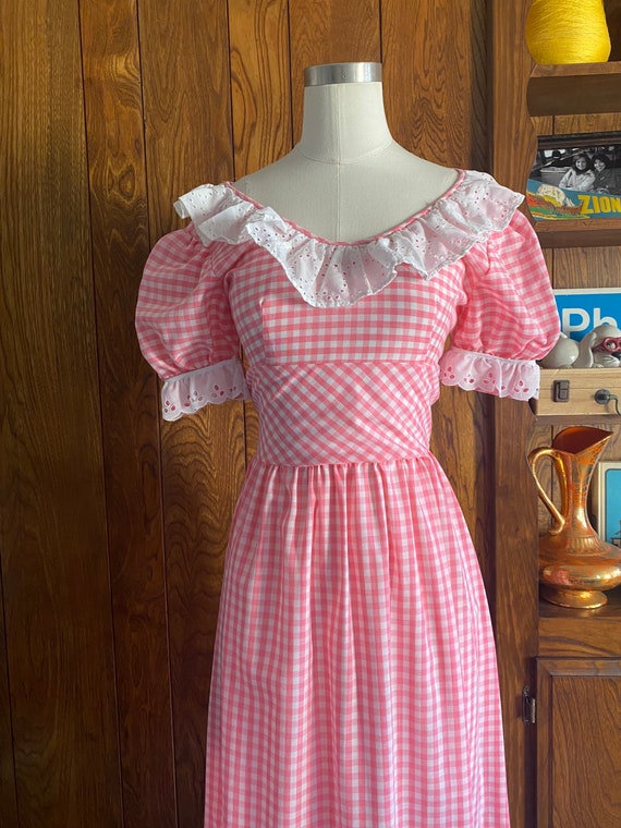 Vintage 60s Mod Maxi Dress Gingham in Pink & Whit… - image 10