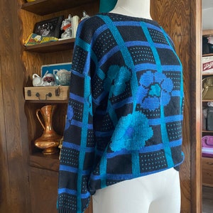 Retro 80s Holiday Daisy and Grid Print Tunic Chunky Knit Sweater; 80s Knit Sweater with Boatneck, 80s Boxy Floral Print & Geometric Sweater