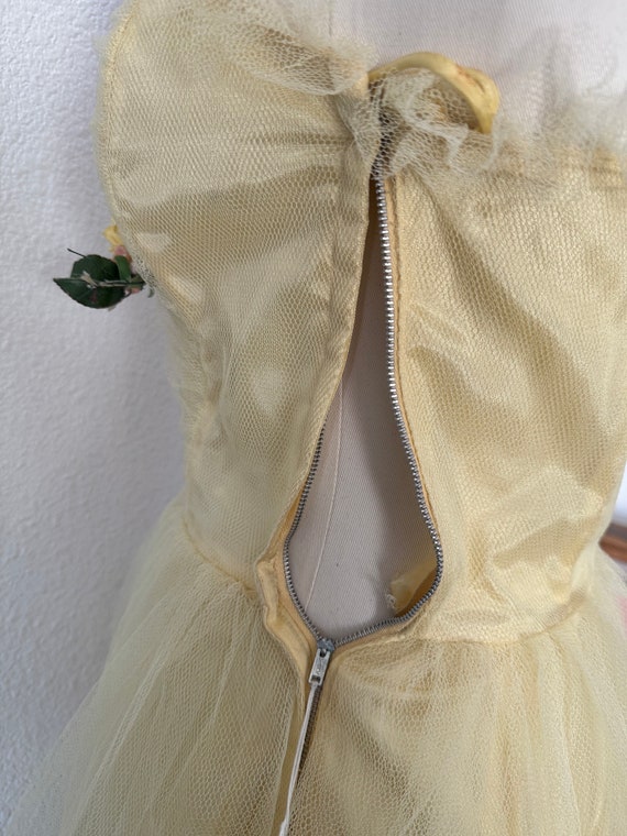 Vintage 50s Tulle Cupcake Butter Yellow Floral De… - image 8