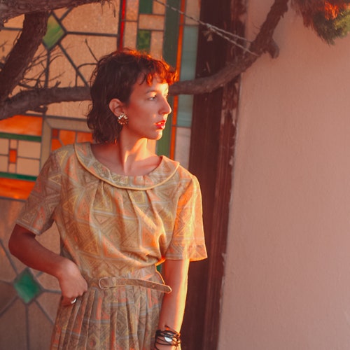 Vintage 50s Bohemian Batik Print Dress Short Sleeves and shops Pleated Skirt; 50s Fit &Flare Betty Hartford Paisley Dress Peter Pan Collar; M L