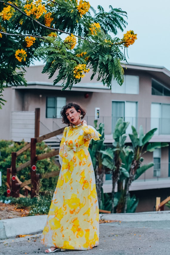 Vintage 60s Mod Daisy Floral Bib Maxi Dress with Pleated Bib and Mandarin Collar; 60s Bright Orange Psychedelic Floral Maxi Dress Xs