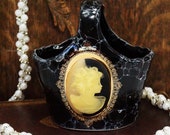 Cameo Ceramic Basket Vintage Cameo Vase Yin Yang Japan Vanity Decor Victorian Style Dark And Light Cameo Barrette Holder Make Up Holder