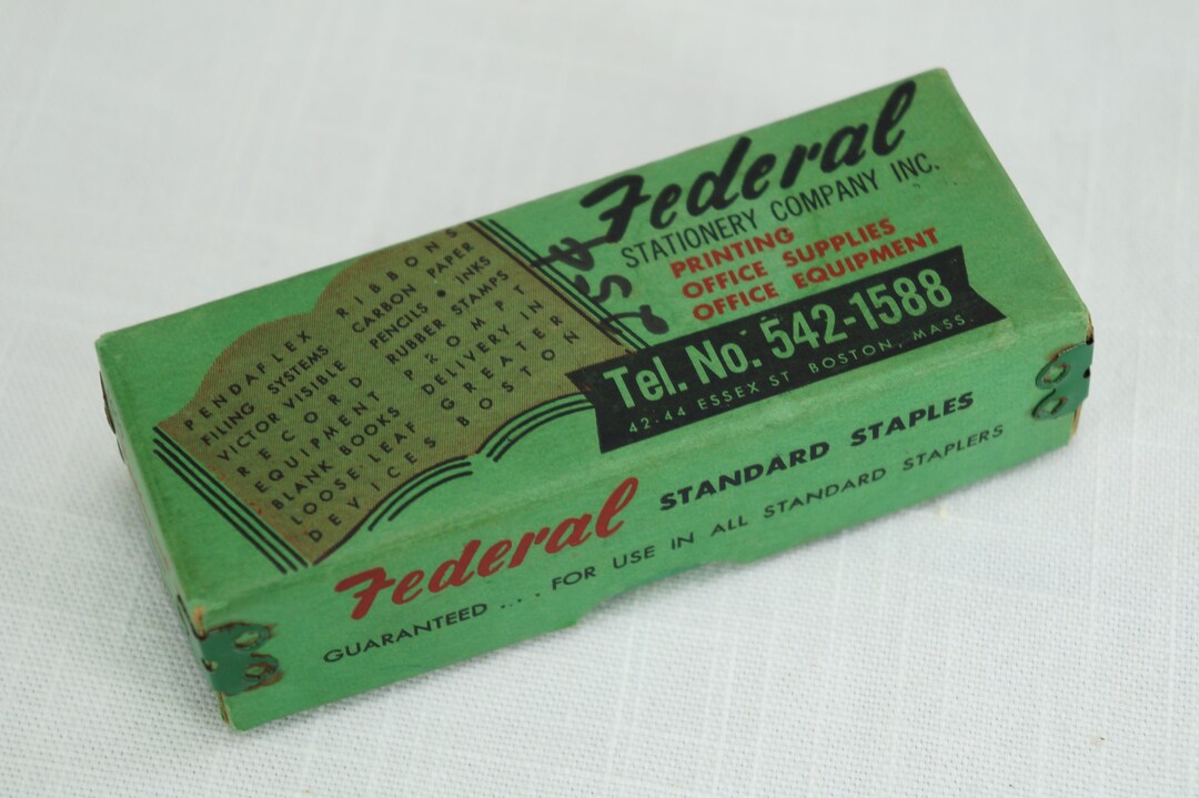 Old Vintage Office Staple Box With Staples/federal Staples/federal