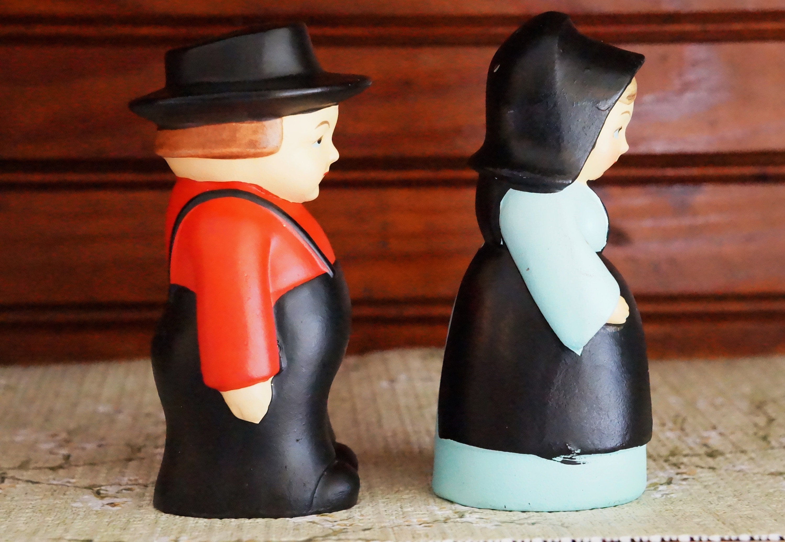 Amish Couple Salt & Pepper Shakers/amish Figurines/dutch Etsy