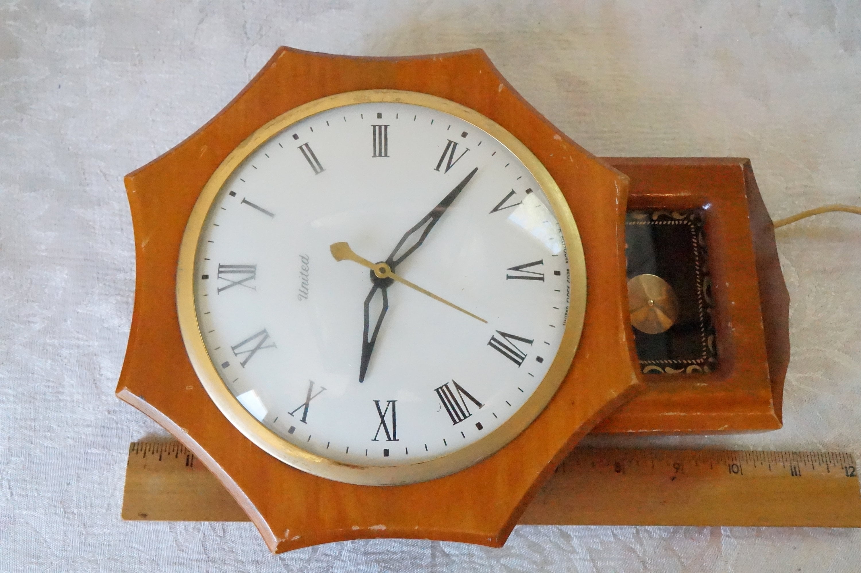 Vintage United Electric Clock - Etsy