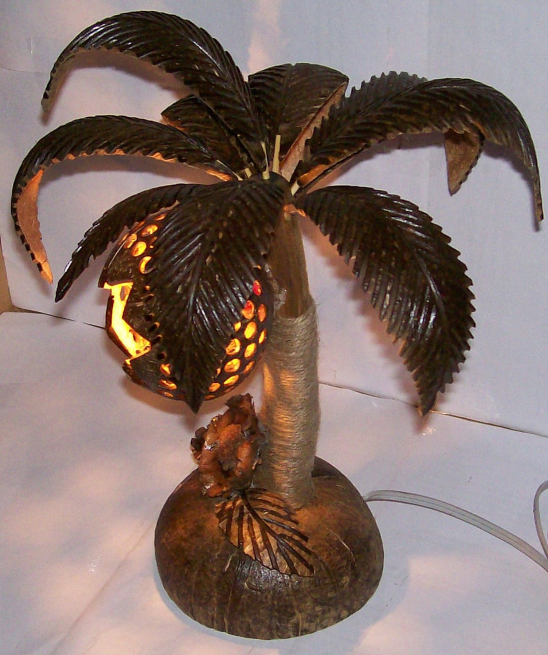 Coconut Shell Bedroom Lamp Tree Table Floor Light Coconut Wooden Palm ...