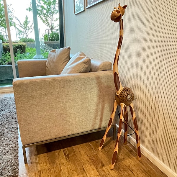 Giraffe Lantern Large Animal Lamp Coconut Shell Bedroom Lamp Table Floor Light Large Size