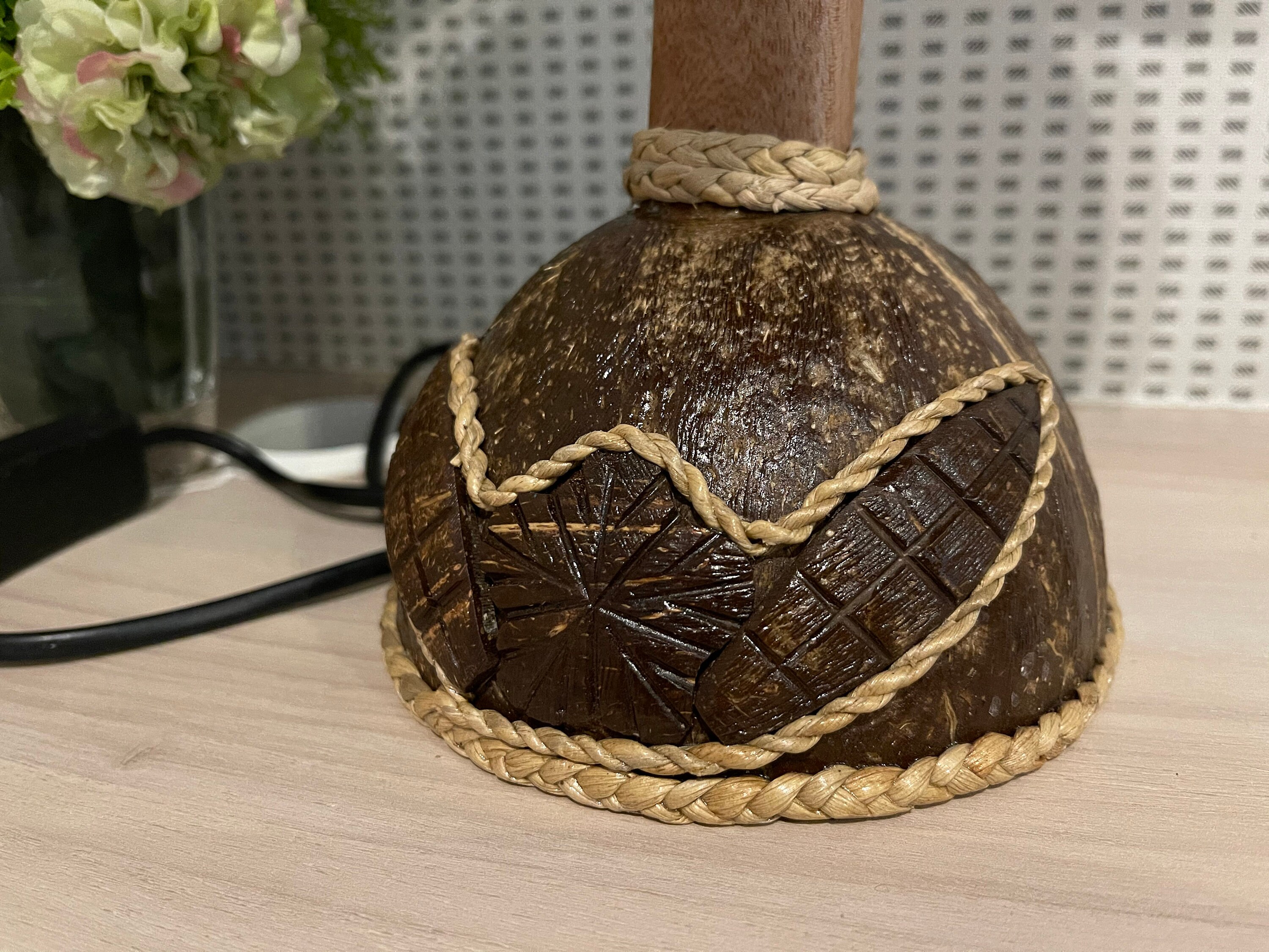 1 Ball Coconut Lamp Coconut Tree Shell Bedroom Lamp Tree Table | Etsy