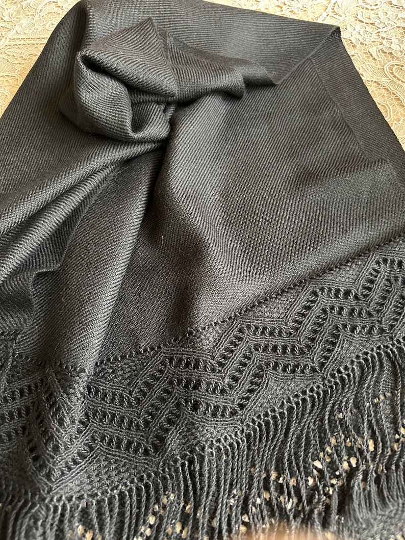 Stunning hand-made black shawl with macrame 6x2 image 4