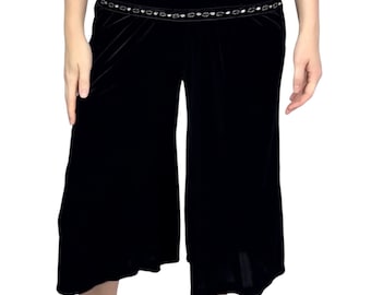 Vintage 90s Caren Desiree Black Velvet Jeweled Gaucho Pants Womens Sz S Wide Leg