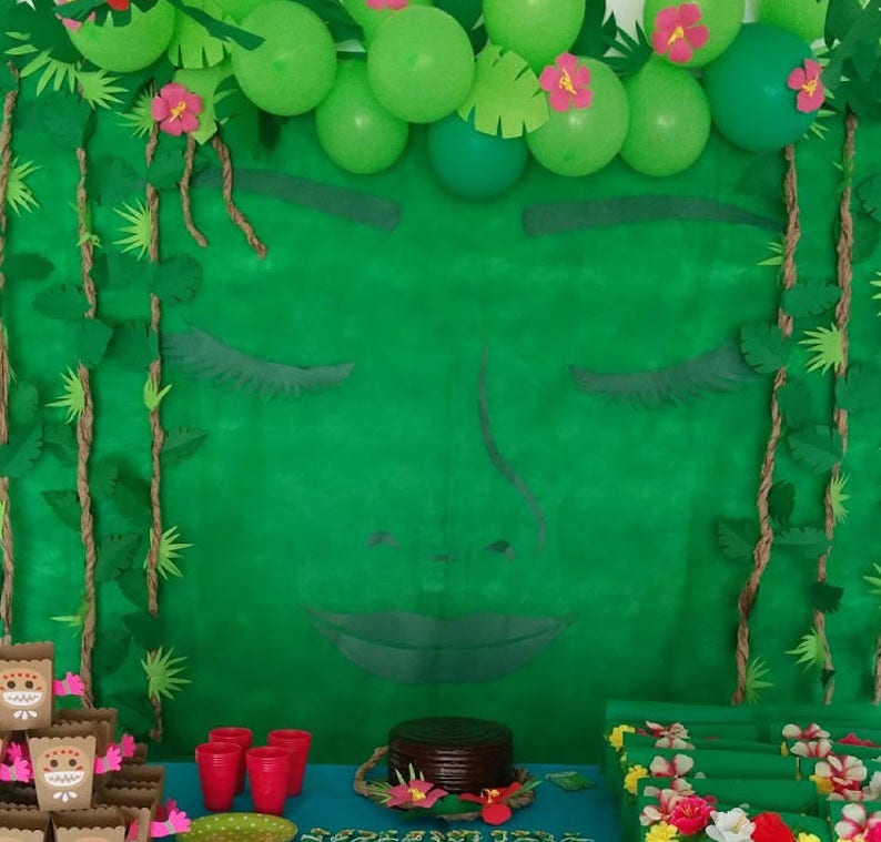 DIY Moana Birthday Party Backdrop 'Returns the heart of Te Fiti' 