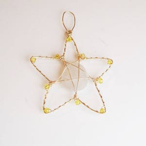 article 463 - Décoration d&#39;étoile de Noël avec centre en verre de mer véritable - fil enveloppé, cadeau d&#39;hôtesse, cadeau de foi, décoration chrétienne, décoration nautique