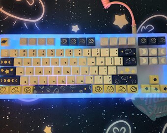 Moon Jelly Keycap Set [Cherry Profile | XDA Profile]