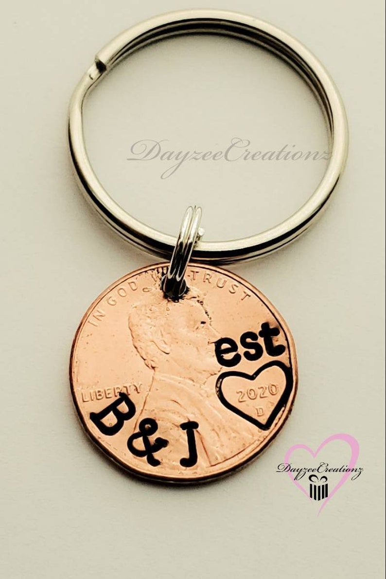 Personalized Valentine's Day Gift for Him, Anniversary Penny Keychain, Anniversary Gift for Men, Boyfriend, Girlfriend, Wife, Husband, Guy 1 w/heart AROUND yr