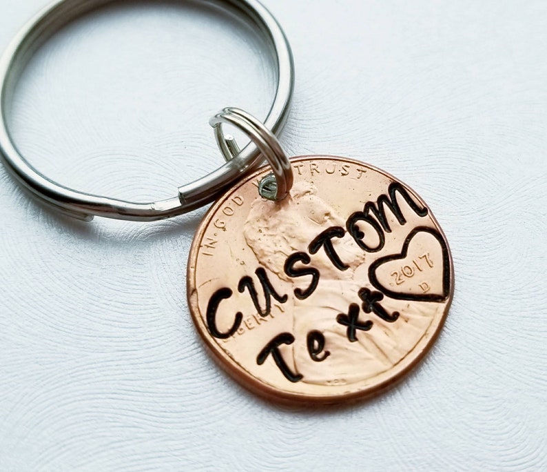 Girlfriend Custom LUCKY PENNY Keychain Daughter Son Mother/'s Boyfriend Anniversary Father/'s Birthday Best Friend for Him,Her