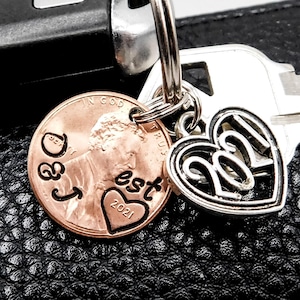 4th Anniversary Gift for Her, Personalized Penny Keychain with 2021 Heart Charm. 4 yr wedding anniversary for Wife, Fast & free ship include