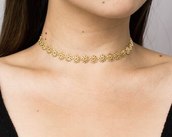 Gold Flower Choker Necklace / Daisy Choker Necklace / Gold Statement Choker / Thick Gold Choker