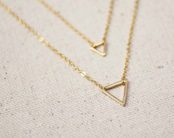 Gold Triangle Necklace / Double Triangle Geometric Necklace / Dainty Layered Jewelry / Gold Triangle Necklace / Gold Layering Necklaces