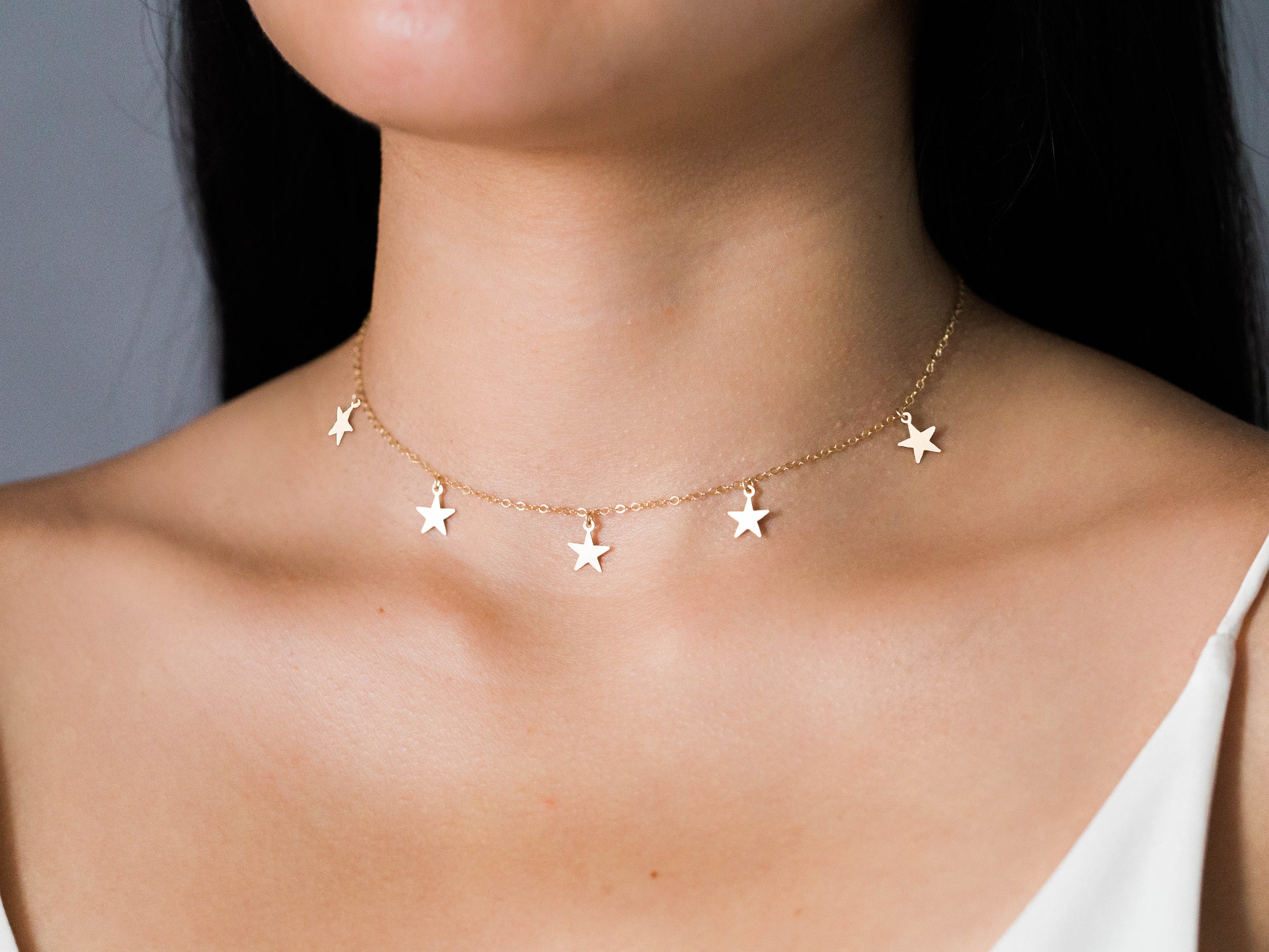 Dainty Star Choker Necklace / 14k Gold 
