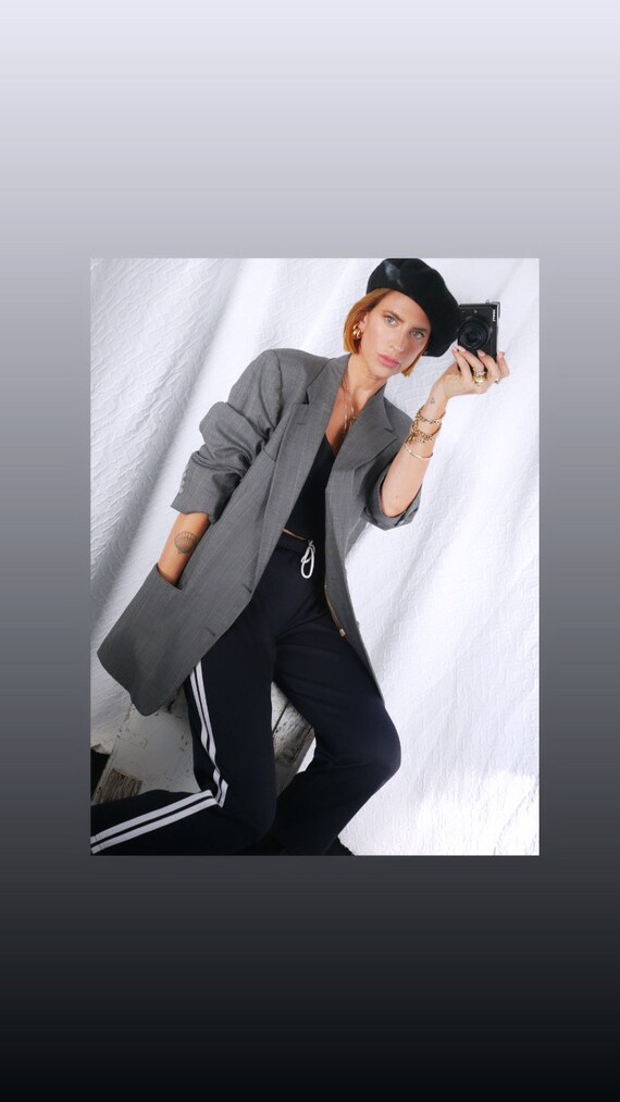Vintage Bill Blass Faint Pin Stripe Blazer