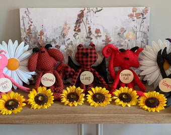 Décoration d'amis démoniaques : poupée en peluche déchiquetée Krampus Imp Hellhound, démon, chat, faite main