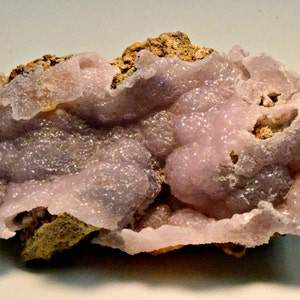 SMITHSONITE PINK Mineral Specimen Sinaloa Mexico 242 grams MIN12