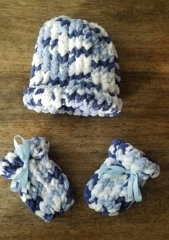 newborn boy hat and mittens