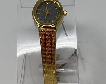 Vintage Citizen 5930-B00209 Gold Tone Womens Watch Black Dial Water Resist Working