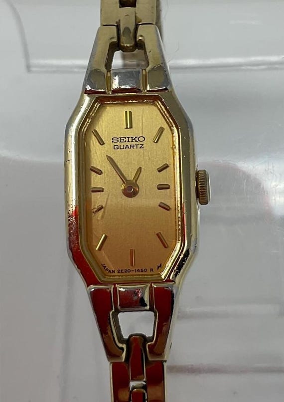 Vintage Seiko 2E20-6179 Ladies Gold Tone Rectangular Champagne