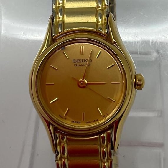 Vintage Seiko Gold Tone Champagne Dial Ladies Quartz Dress Watch 1N01-0E19 Working - Etsy Vintage Seiko Gold Tone Champagne Dial Ladies Quartz Dress Watch 1N01-0E19 Working - Etsy