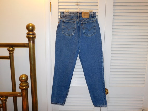 womens levi mom jeans